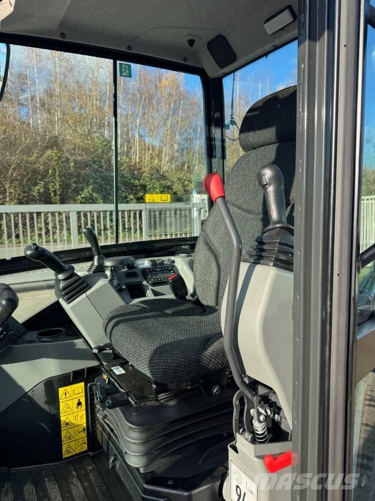 Bobcat E27 Mini Escavadoras <7t