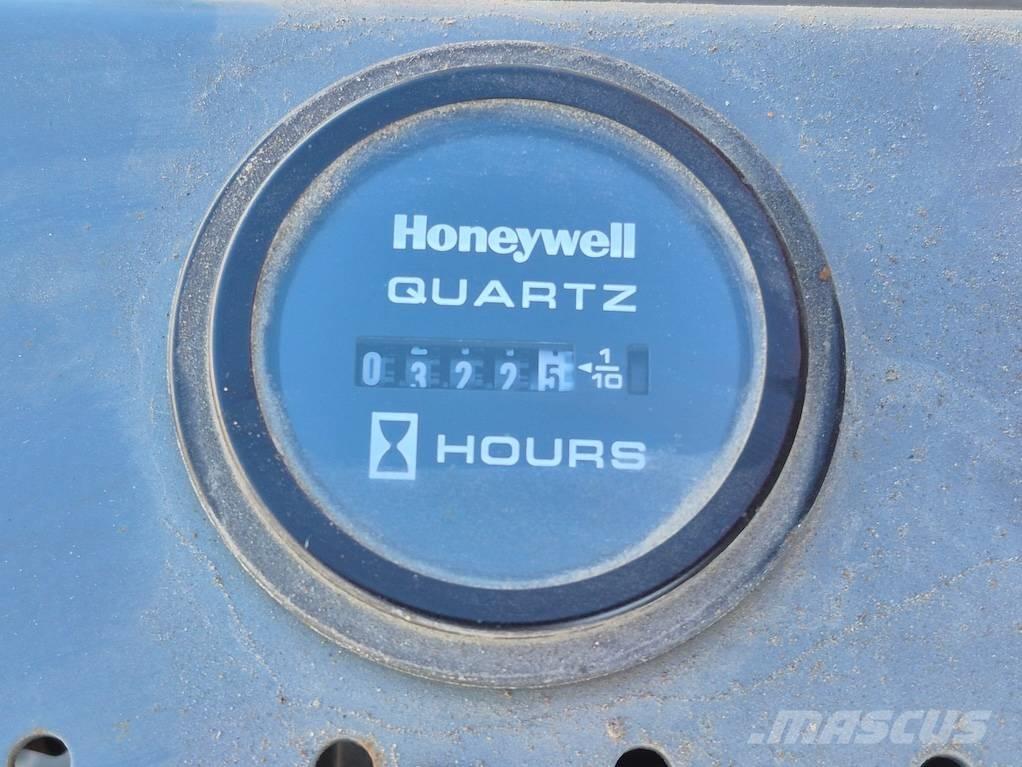 SkyJack SJ 4632 Elevadores de tesoura