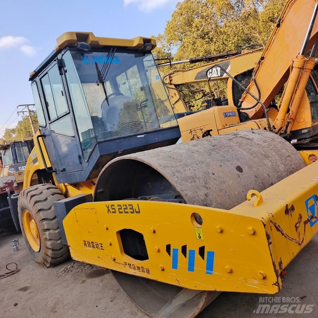 XCMG XS 143 J Cilindros Compactadores monocilíndricos