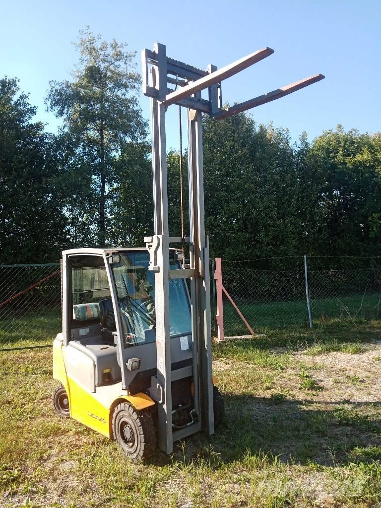 Jungheinrich TFG 320 Outras gruas