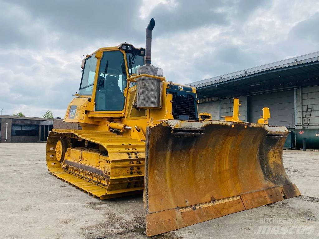 CAT D 6 K LGP Dozers - Tratores rastos