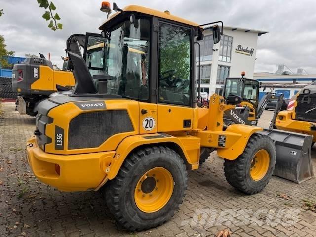 Volvo L35G Carregadoras de direcção deslizante