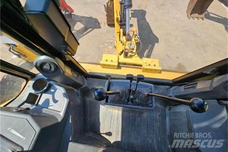 CAT 426F2 TLB Retroescavadoras
