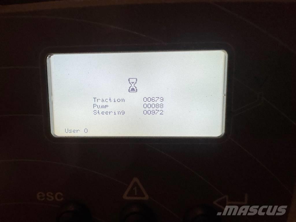 Mitsubishi SBR 12 N Self propelled stackers