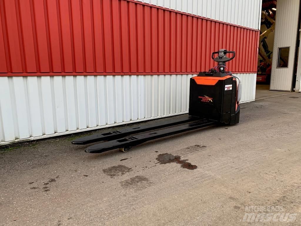 BT LPE 200 Porta-paletes com plataforma