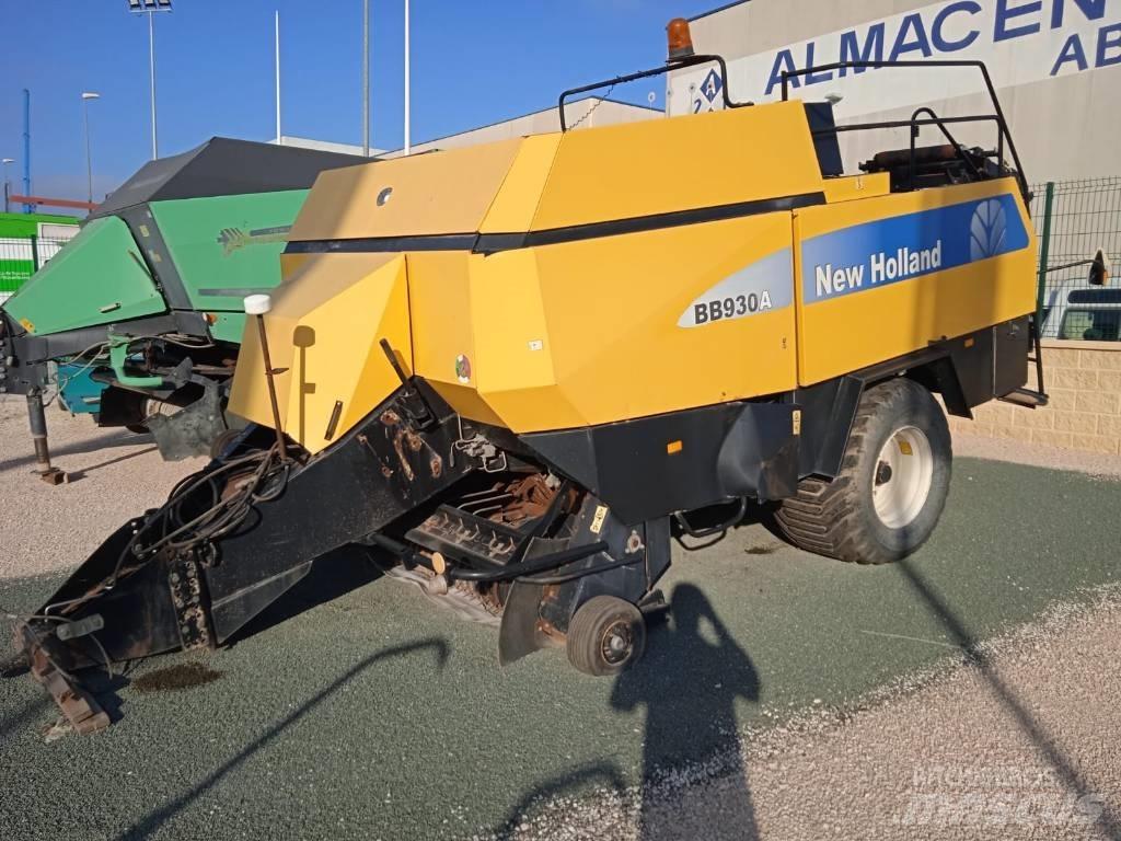 New Holland BB 9030 Enfardadeira de fardos quadrados