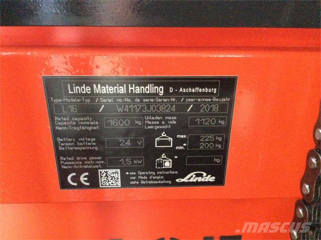 Linde L16 Self propelled stackers