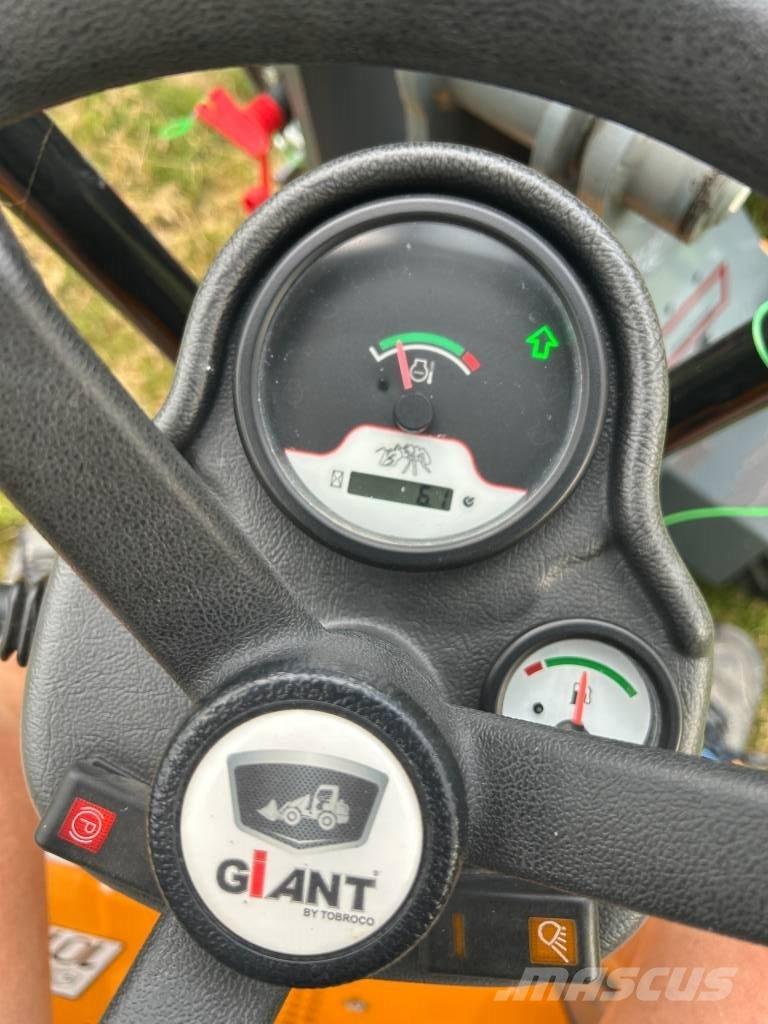 GiANT G 1200 Mini carregadoras