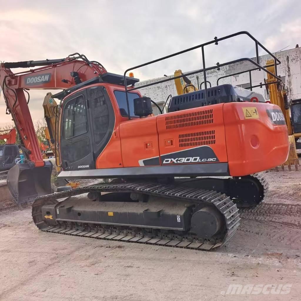Doosan DX 300 LC-9C Escavadoras de rastos