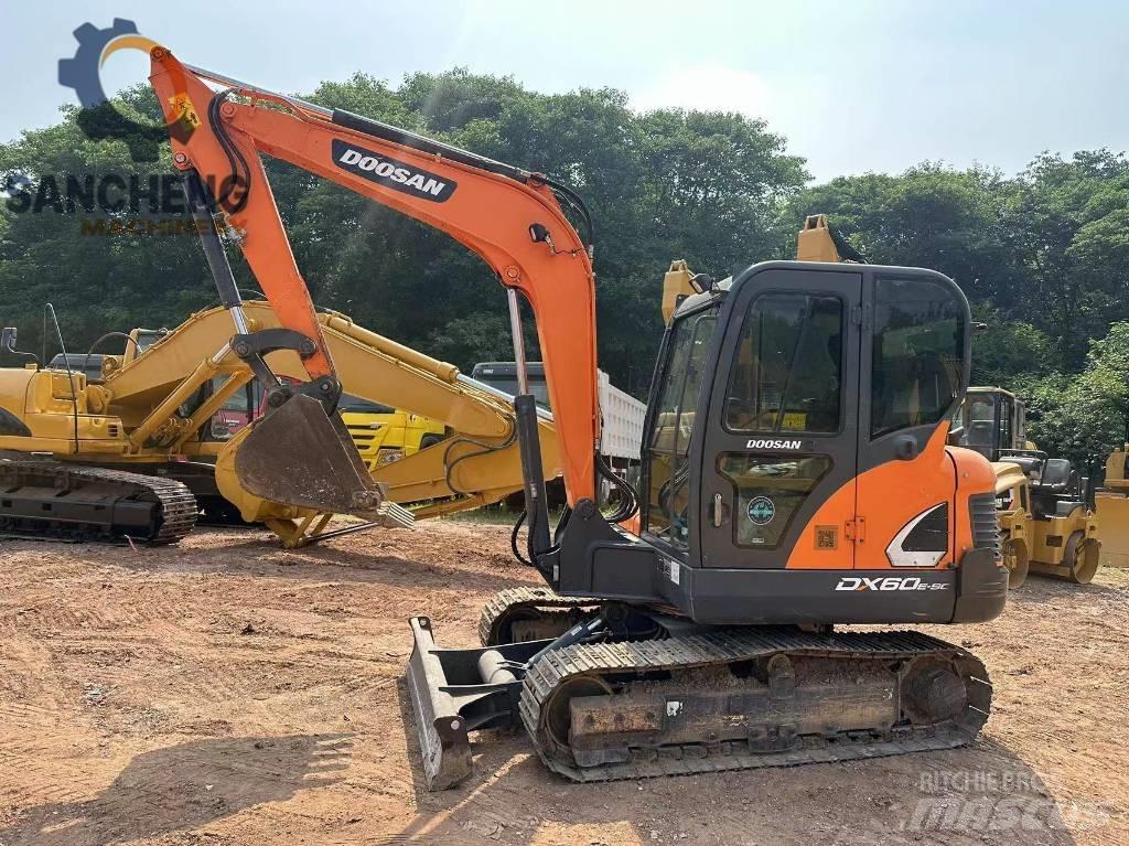 Doosan DX 60 Mini Escavadoras <7t