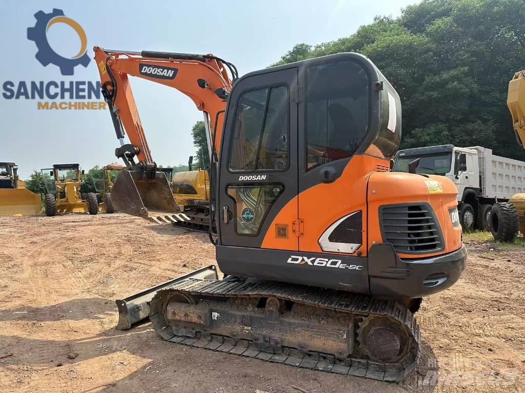 Doosan DX 60 Mini Escavadoras <7t
