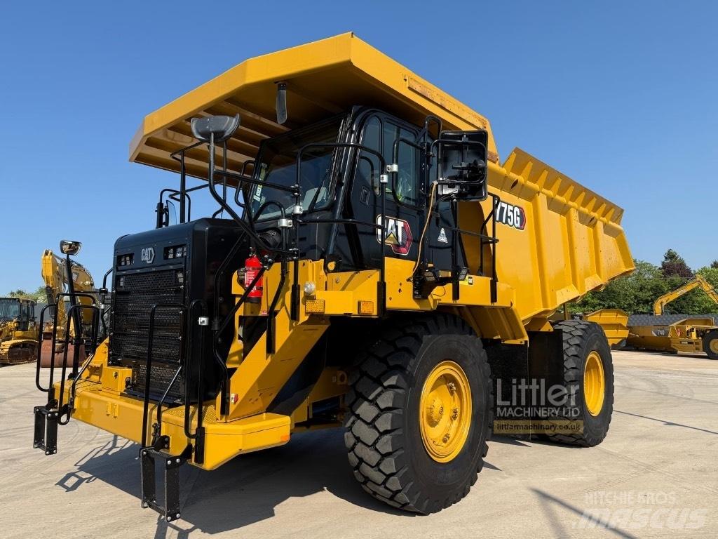 CAT 775 G Camiőes dumper basculantes rígidos