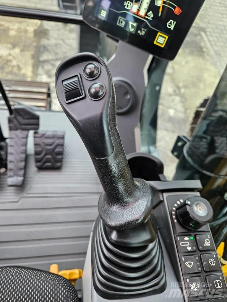 CAT 320 Escavadoras de rastos