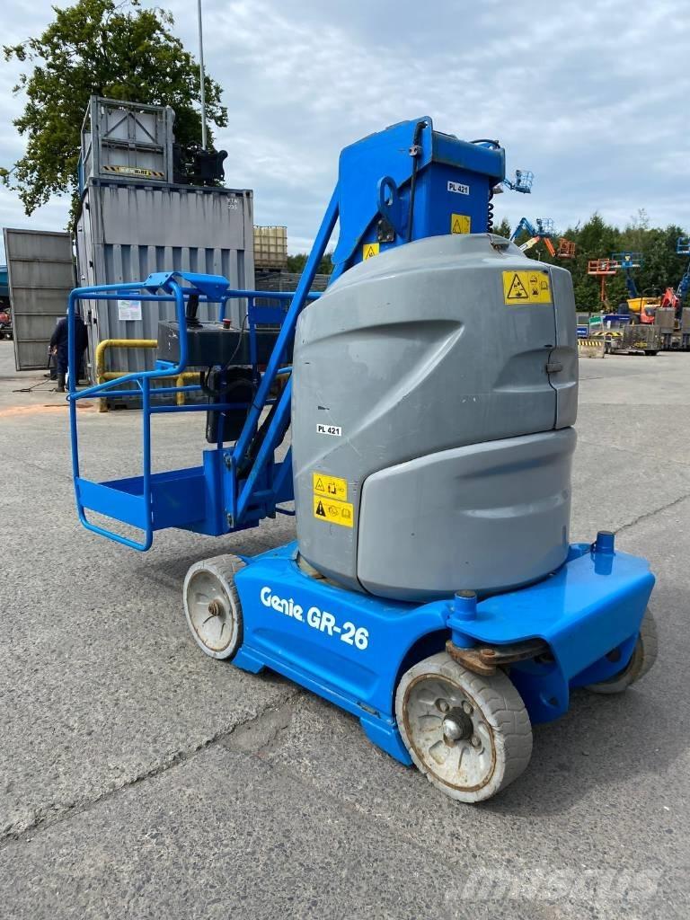 Genie GR 26 J Plataformas de Mastro Vertical
