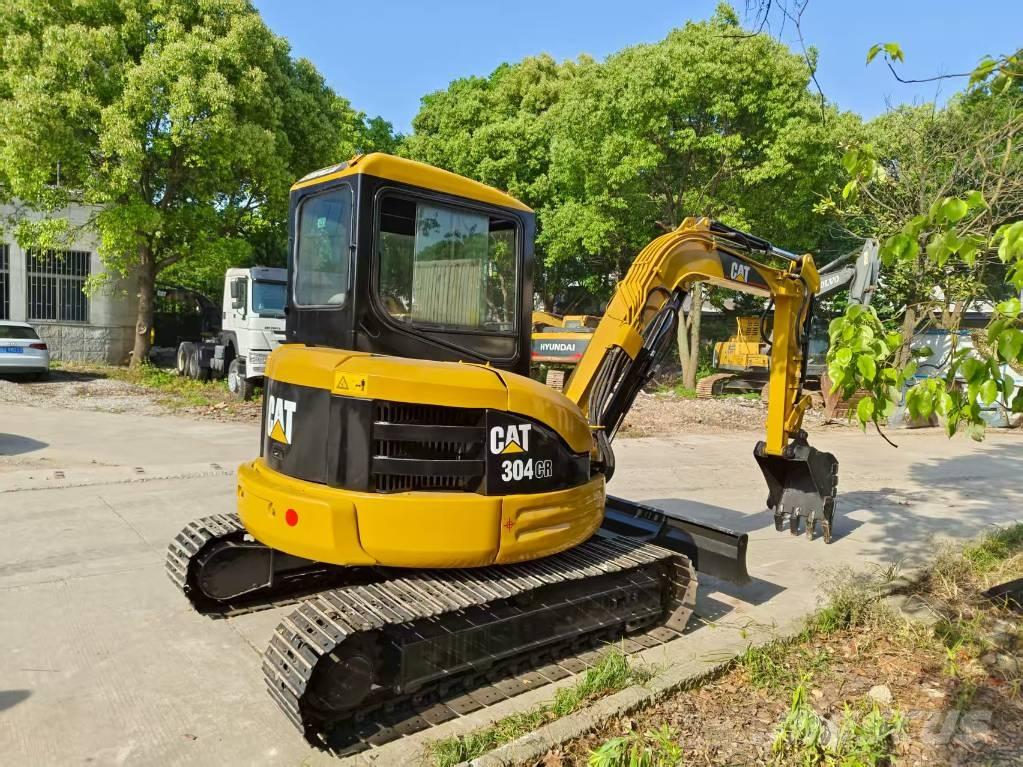 CAT 304 CR Mini Escavadoras <7t