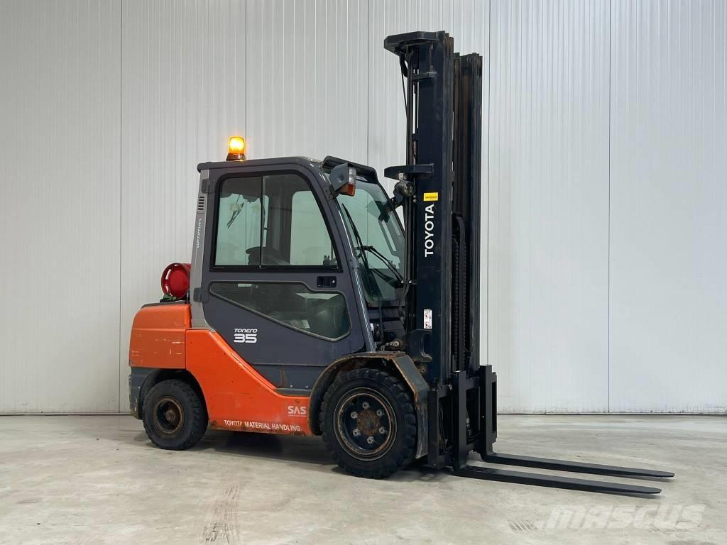 Toyota 02-8FGJF35 Empilhadores a gás