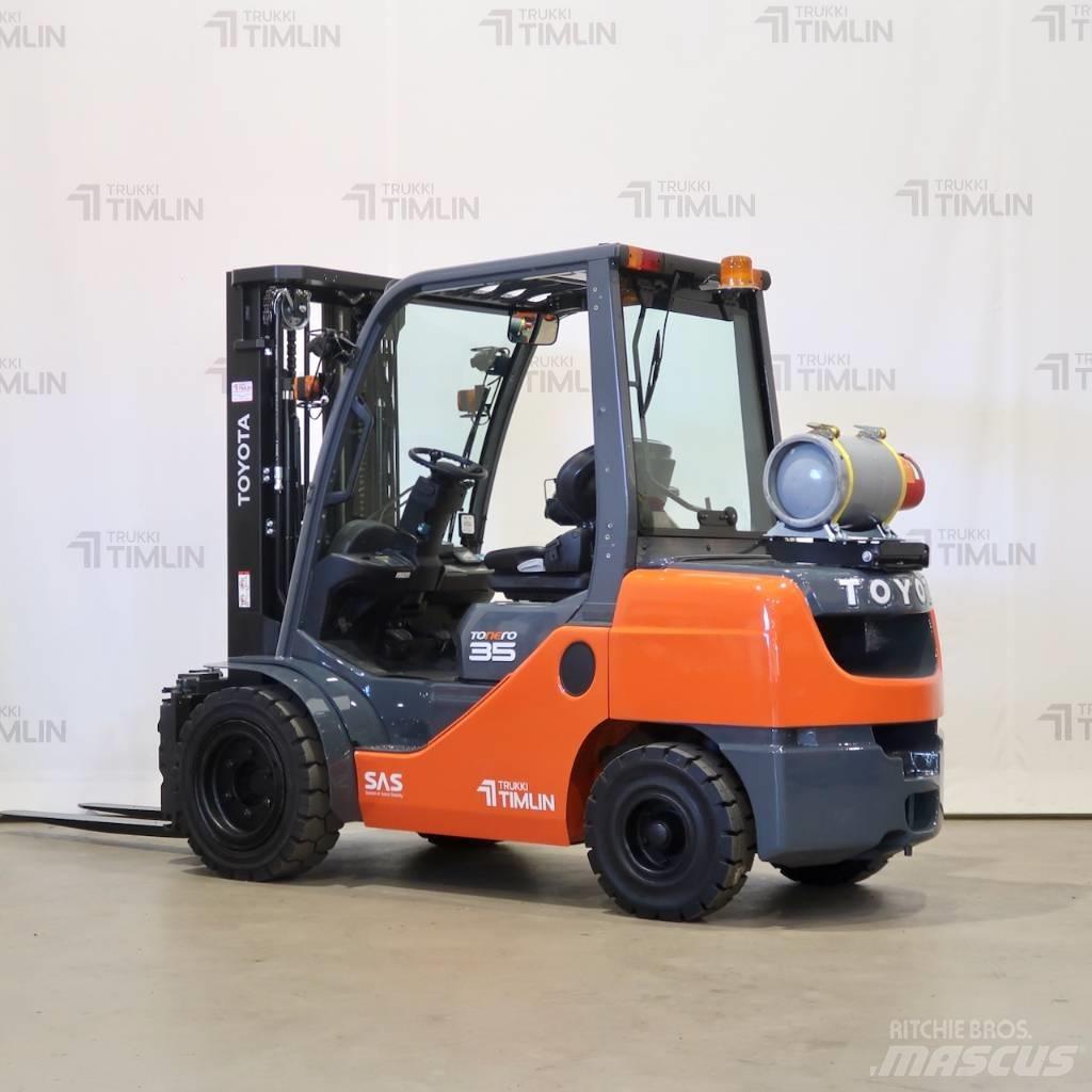 Toyota 02-8FGJF35 Empilhadores a gás