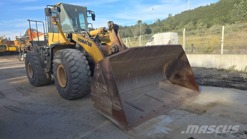 Komatsu WA 470-6 Pás carregadoras de rodas