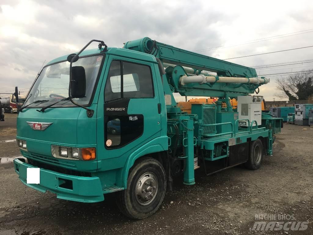 IHI IPJ70B-4N18 Camiões bomba Betão