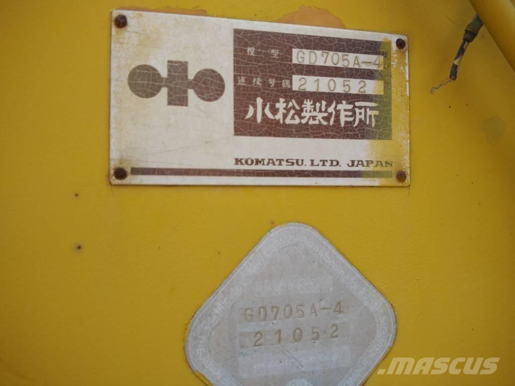 Komatsu GD 705 A-4A Motoniveladoras