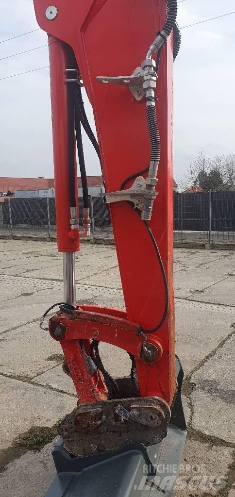 Neuson EZ80 Escavadoras Midi 7t - 12t