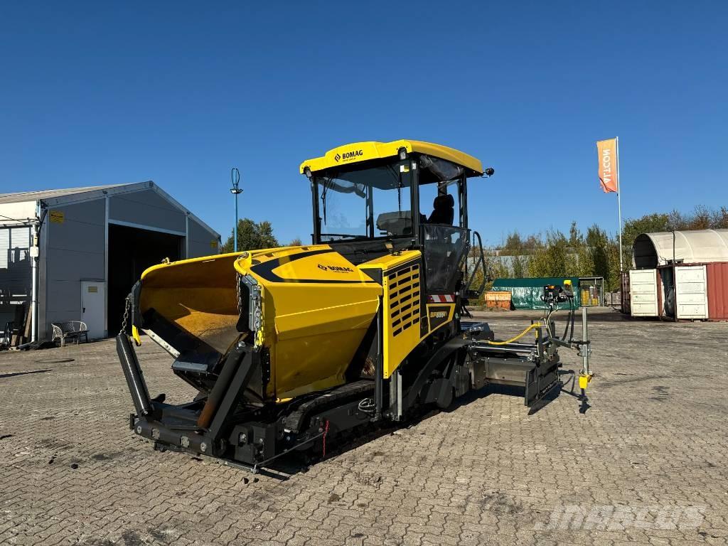 Bomag BF 300 C-2 Pavimentadoras de asfalto