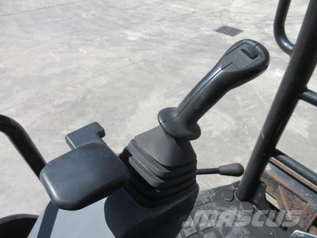 CAT 303 E CR Mini Escavadoras <7t