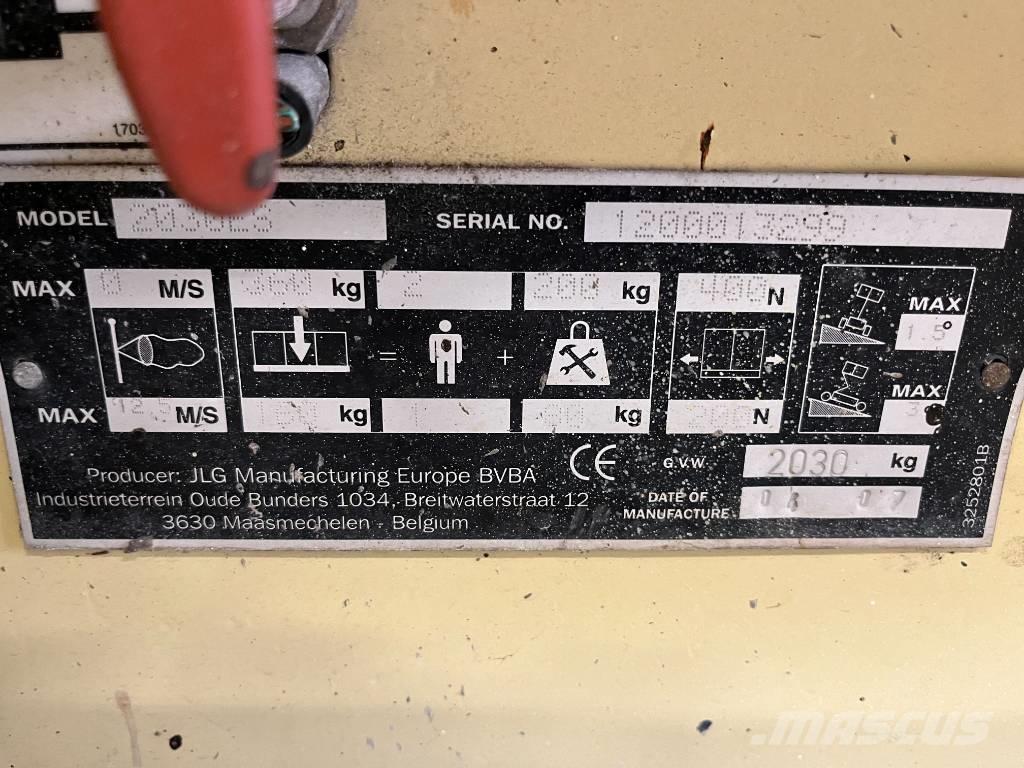JLG 2030 ES Elevadores de tesoura
