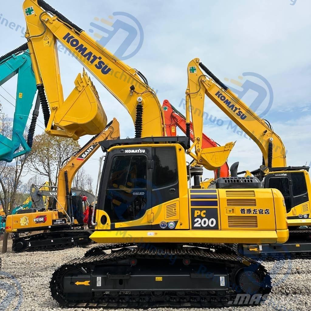 Komatsu PC200-8 Escavadoras de rastos