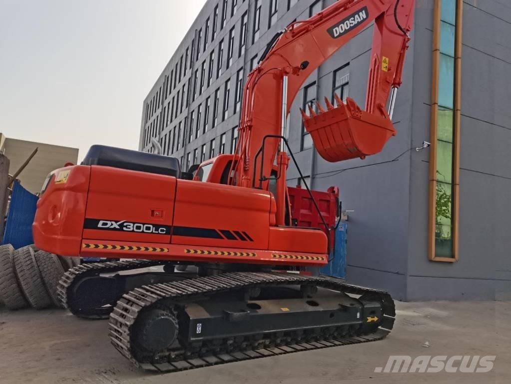 Doosan DX 300 Escavadoras de rastos