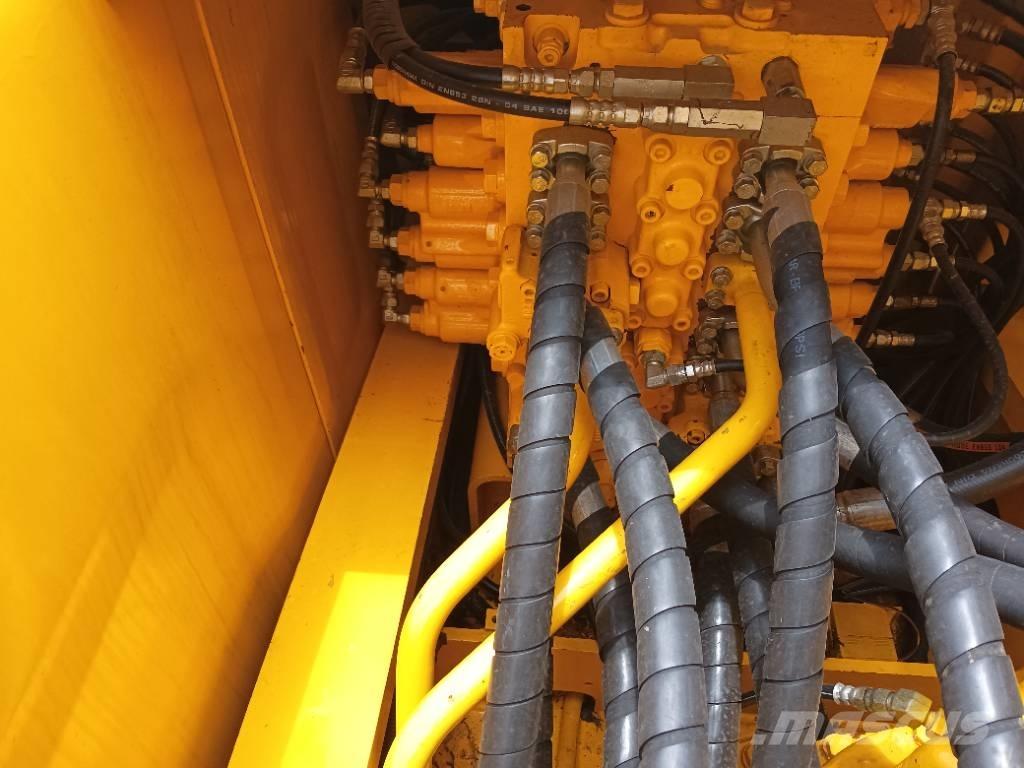 Komatsu PC 220-8 Escavadoras de rastos