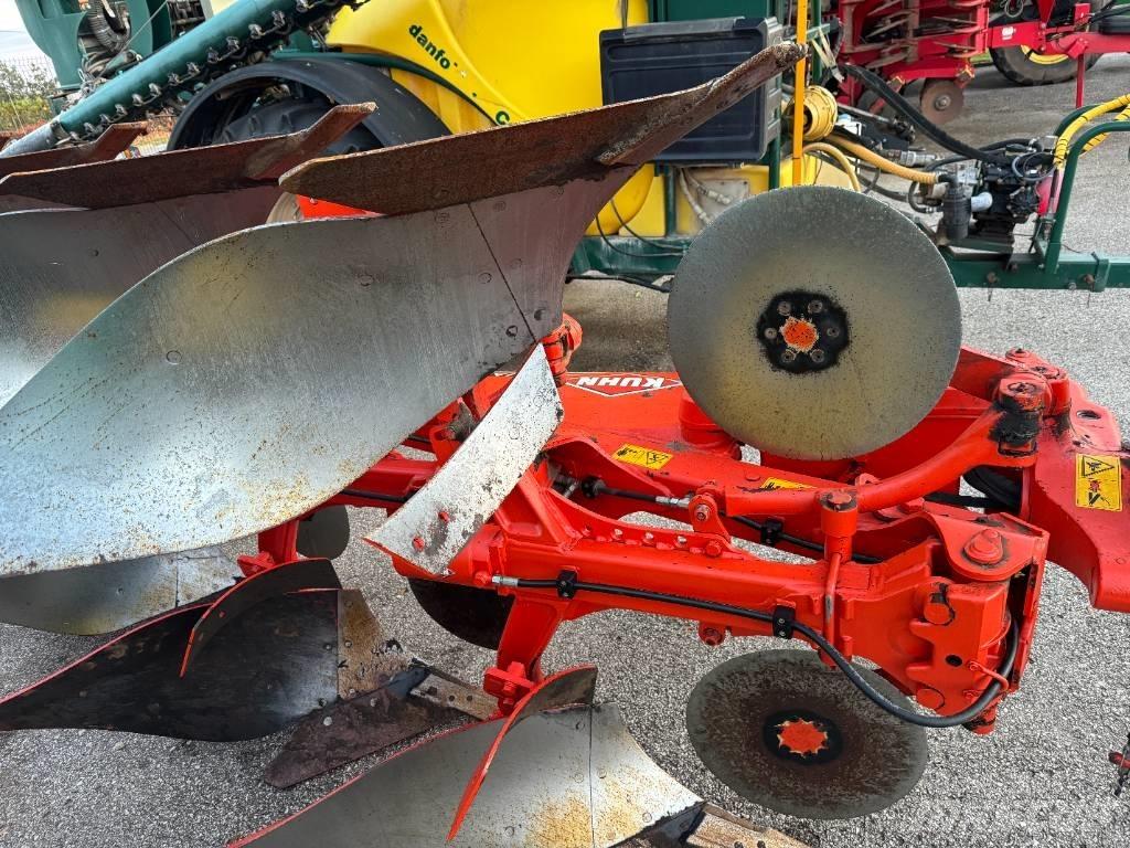 Kuhn Vari-Master 123 Charruas reversíveis