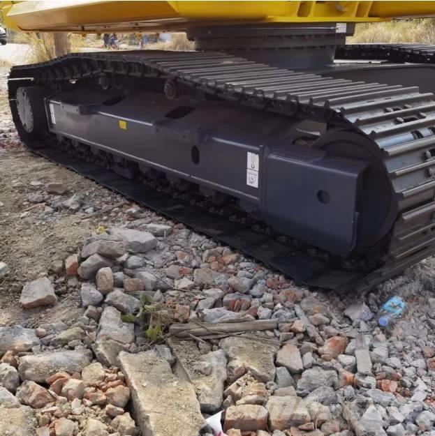 Komatsu PC220-8 Escavadoras de rastos