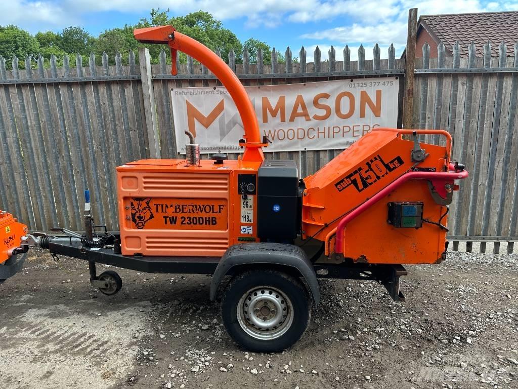 Timberwolf TW230/DHB Estilhaçadoras florestais