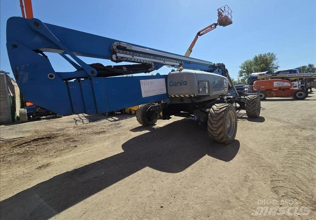 Genie ZX 135/70 Elevadores braços articulados