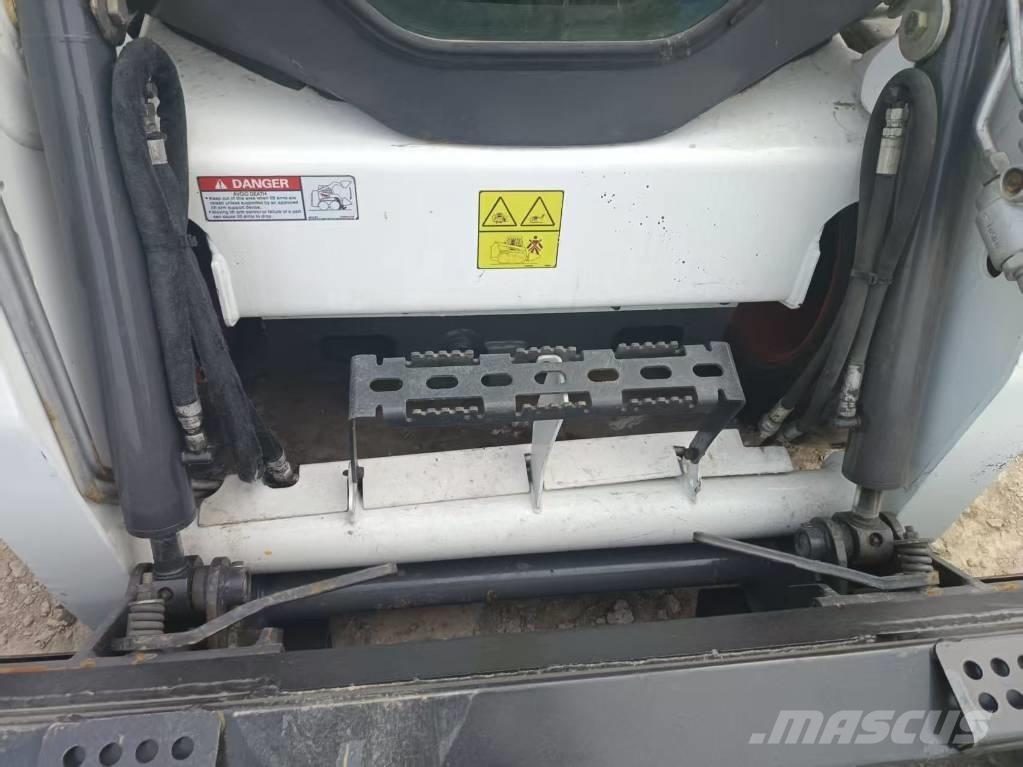 Bobcat S 450 Carregadoras de direcção deslizante