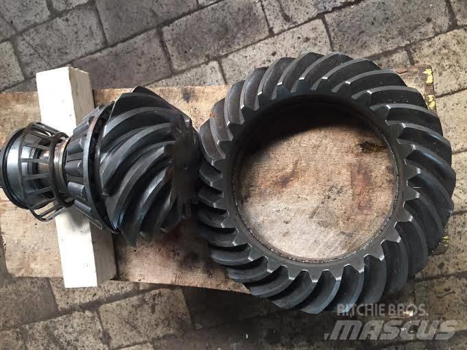  Pair of two GEARS Chassis e suspensões