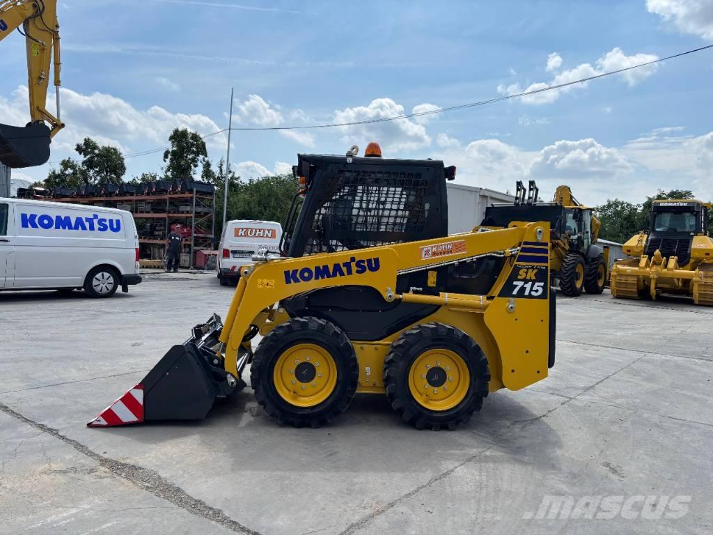 Komatsu SK 715-8 Carregadoras de direcção deslizante