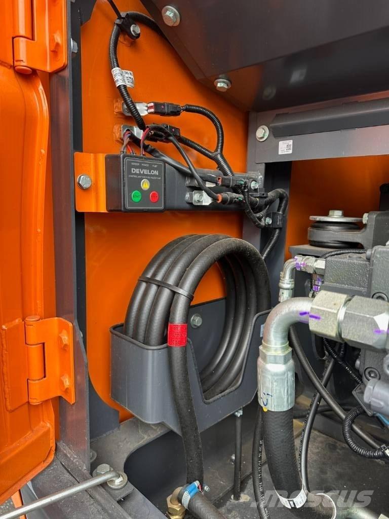 Develon DX 225 LC-7M Escavadoras de rastos