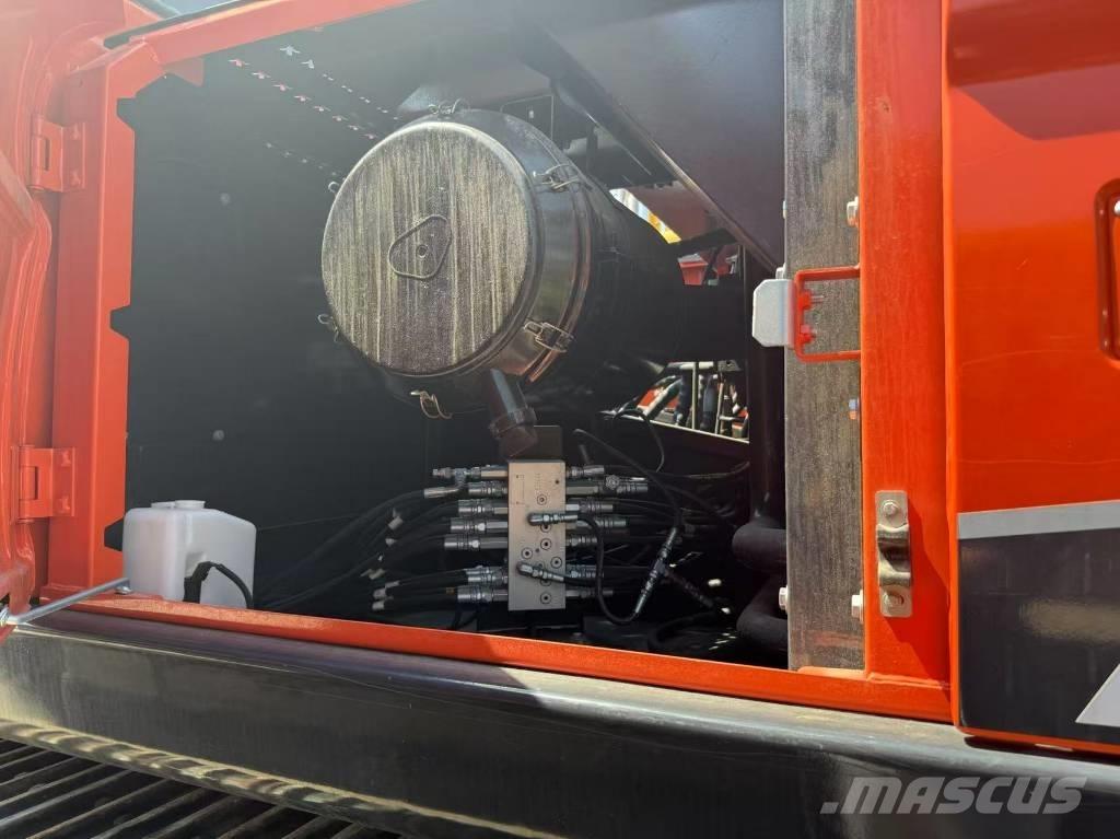 Doosan DX 340 Escavadoras de rastos