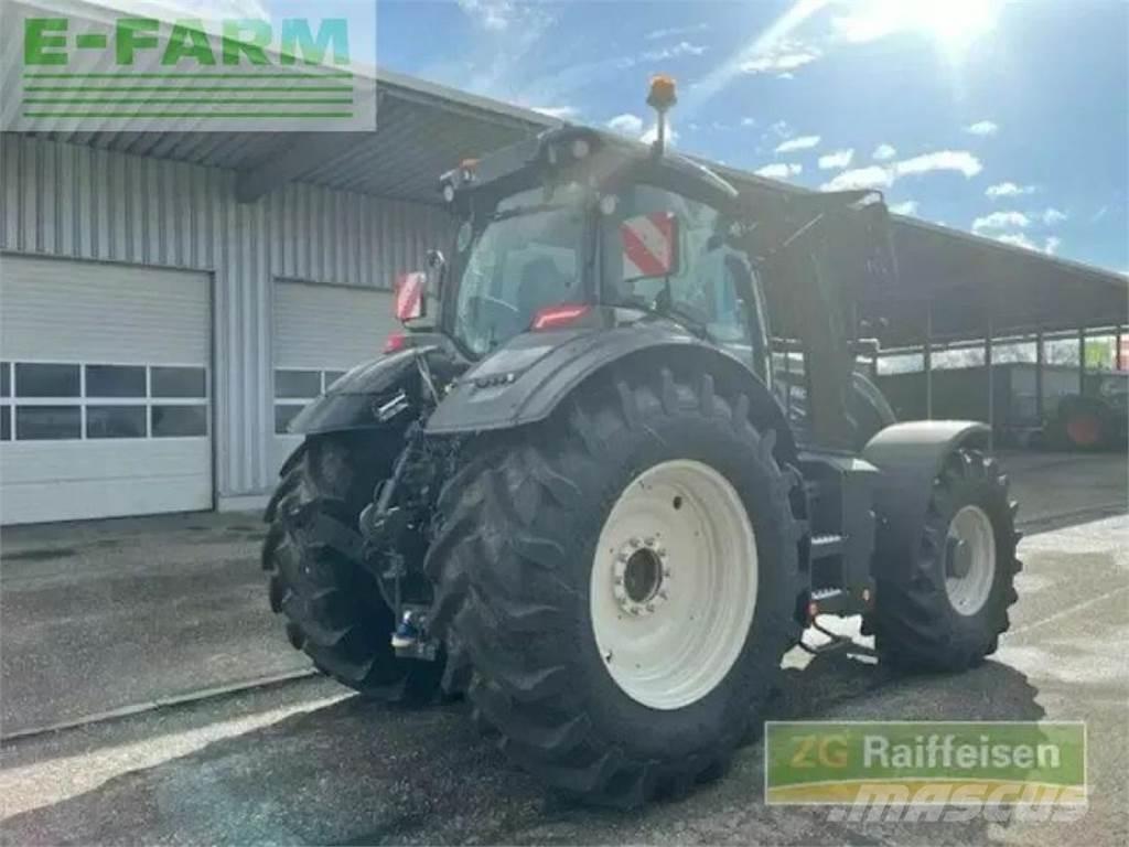 Valtra q245 Tratores Agrícolas usados