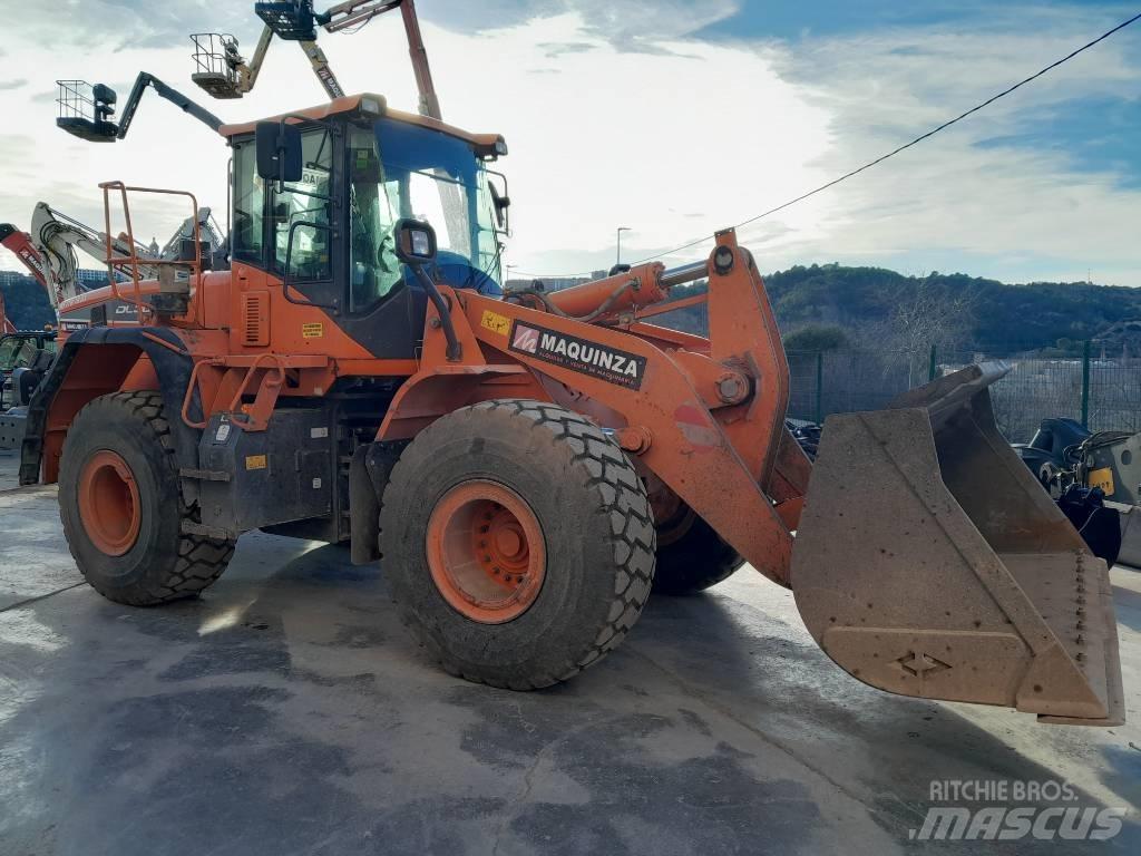 Doosan DL 300 Pás carregadoras de rodas