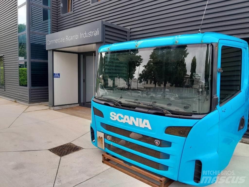Scania CG16 Cabines e interior