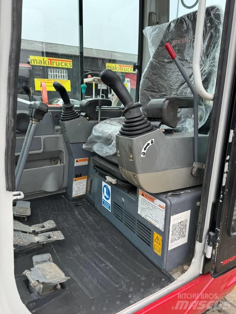 Takeuchi TB228 Mini Escavadoras <7t