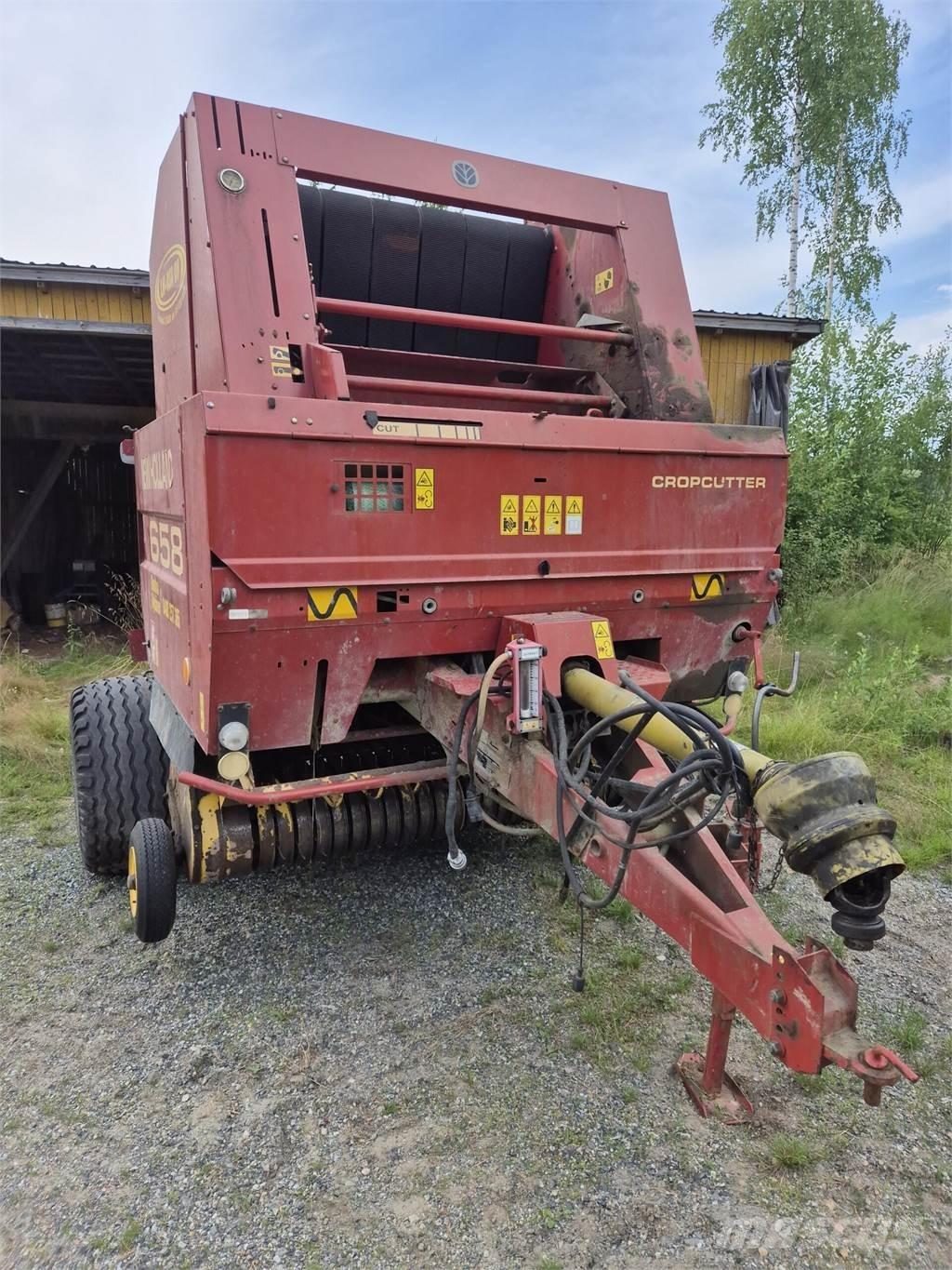 New Holland 658 Enfardadeira de rolos