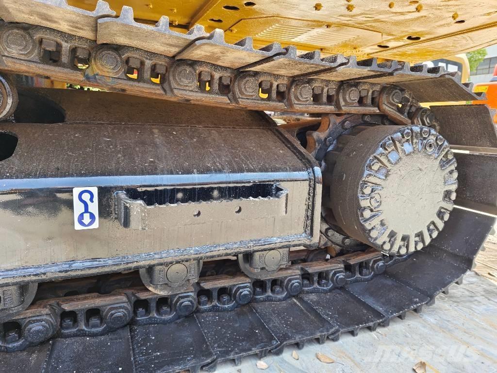 CAT 320 D Escavadoras de rastos