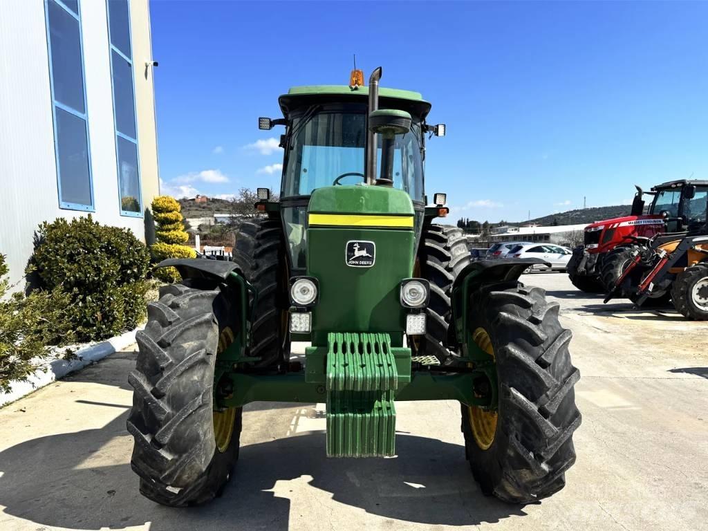 John Deere 3350 Tratores Agrícolas usados