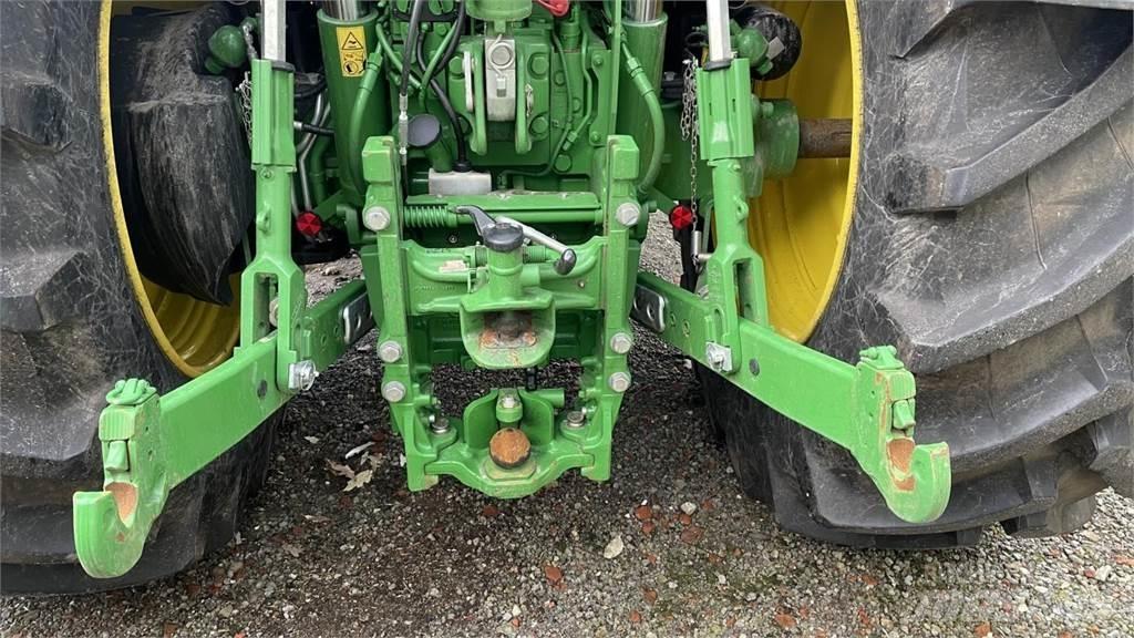 John Deere 6R215 Tratores Agrícolas usados