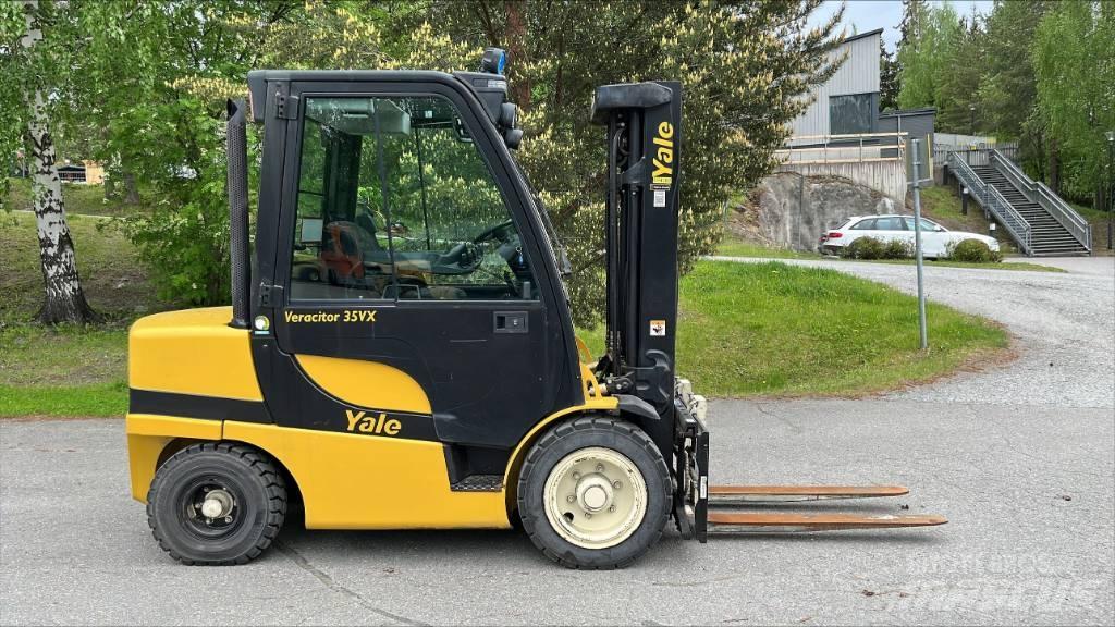 Yale GDP 35 VX Empilhadores Diesel
