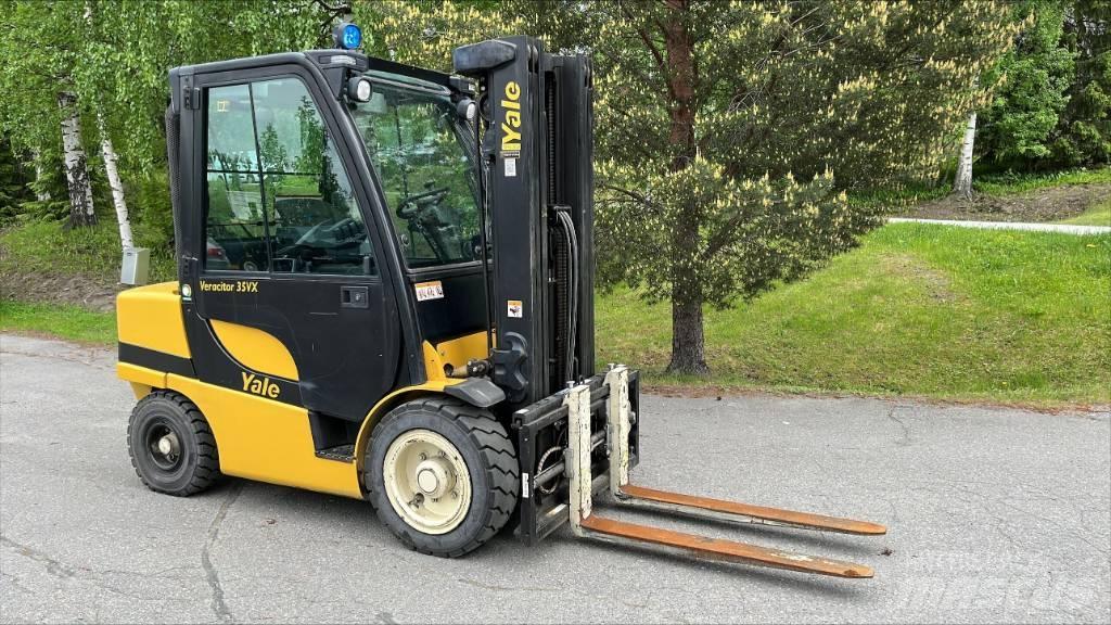 Yale GDP 35 VX Empilhadores Diesel
